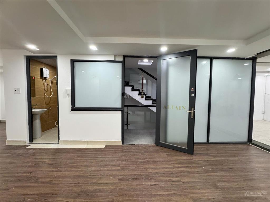 Cho thuê nguyên tầng lửng làm văn phòng tại hưng phước 3 giá 15 triệu/tháng.  0901 142 ***