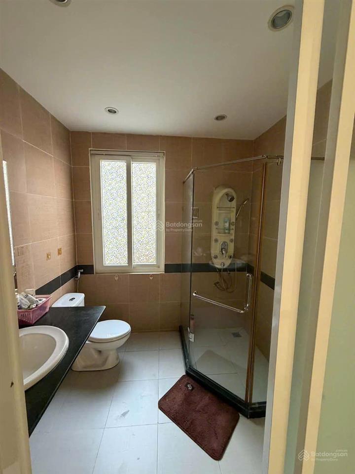 Cho thuê biệt thự cao cấp đường nguyễn văn linh, quận 7.  0901 142 ***
