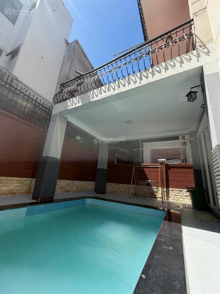 Cho thuê biệt thự cao cấp đường nguyễn văn linh, quận 7.  0901 142 ***
