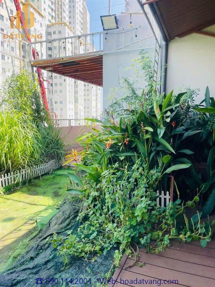 Bán tòa nhà văn phòng đẹp xịn, view sông.  xem nhà và đàm phán 0901 142 ***