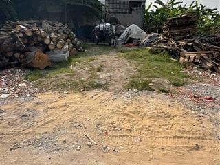 Bán lô đất giáp chợ gà, giáp ngã 3 đông quang q12