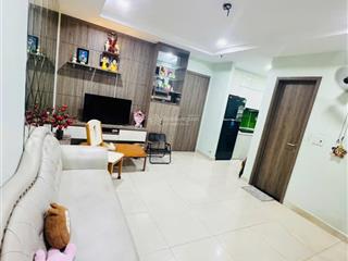 Căn chung cư full nội thất view tầng trung đẹp