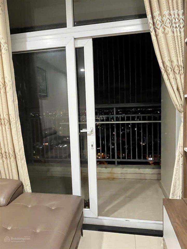 Căn mặt trước view công viên khu tiện ích nội khu đầy đủ