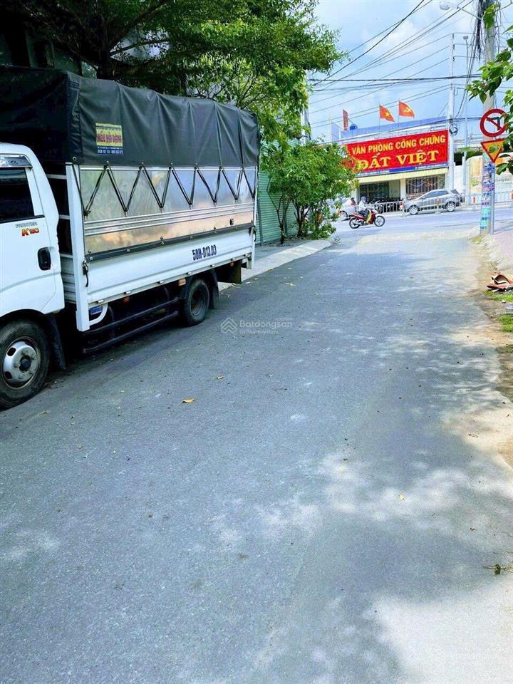 Lô đất tô ký 1/ đối diện phòng công chứng đất việt