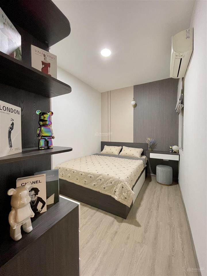 Bán nhanh căn hộ sky 2, 3pn, nhà mới 100%, full nội thất, giá 6.88 tỷ,  0906 710 ***
