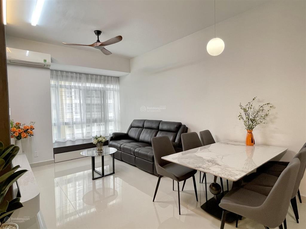 Bán nhanh căn hộ sky 2, 3pn, nhà mới 100%, full nội thất, giá 6.88 tỷ,  0906 710 ***