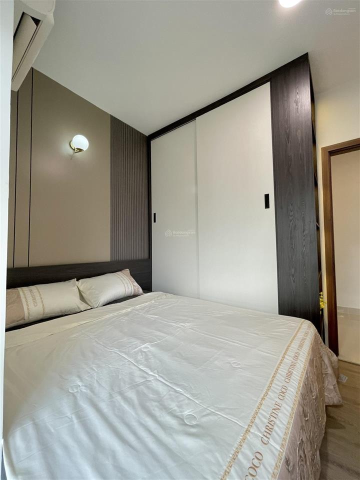 Bán nhanh căn hộ sky 2, 3pn, nhà mới 100%, full nội thất, giá 6.88 tỷ,  0906 710 ***