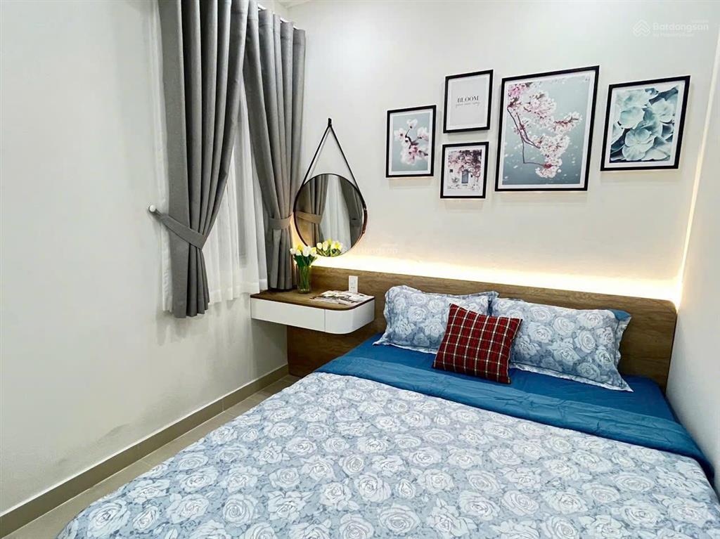 Giá tốt, cần bán gấp sky garden 1, 88m, giá 6,2tỷ 3pn, có hđ thuê lâu dài. trúc 0906 710 ***
