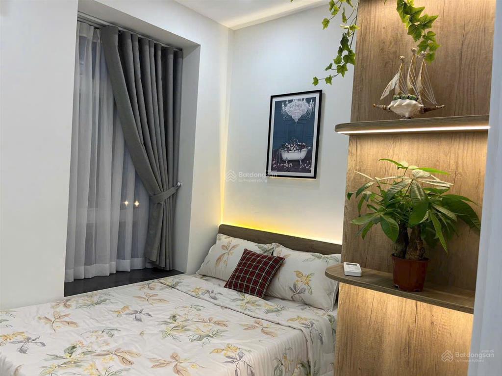 Giá tốt, cần bán gấp sky garden 1, 88m, giá 6,2tỷ 3pn, có hđ thuê lâu dài. trúc 0906 710 ***