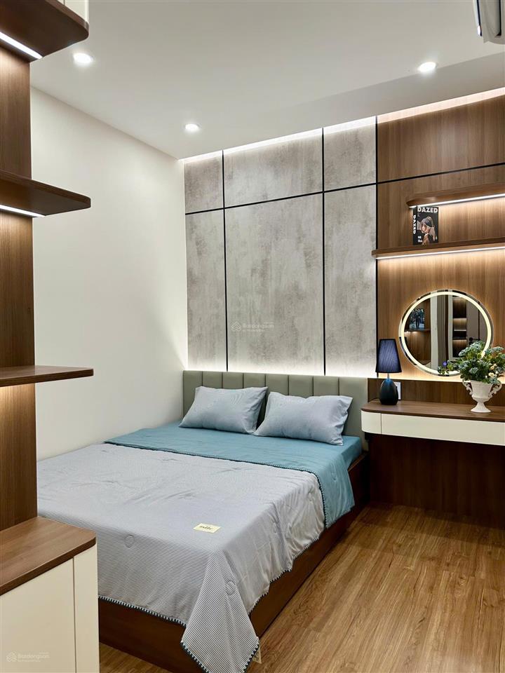 Ngộp bank trả nợ bán rất gấp căn góc 71m2 giá tốt 6,250tỷ 3pn 2w. cho thuê 35tr/th.  0906 710 ***