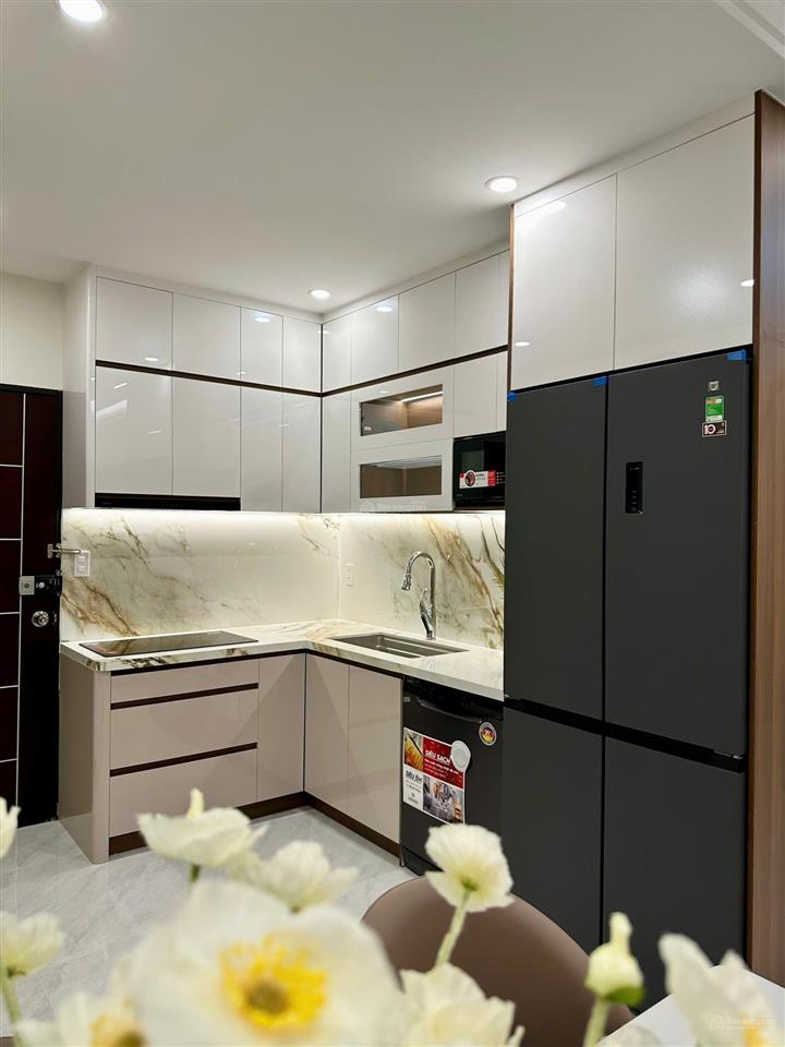 Ngộp bank trả nợ bán rất gấp căn góc 71m2 giá tốt 6,250tỷ 3pn 2w. cho thuê 35tr/th.  0906 710 ***