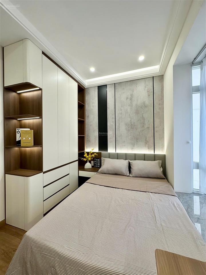 Ngộp bank trả nợ bán rất gấp căn góc 71m2 giá tốt 6,250tỷ 3pn 2w. cho thuê 35tr/th.  0906 710 ***