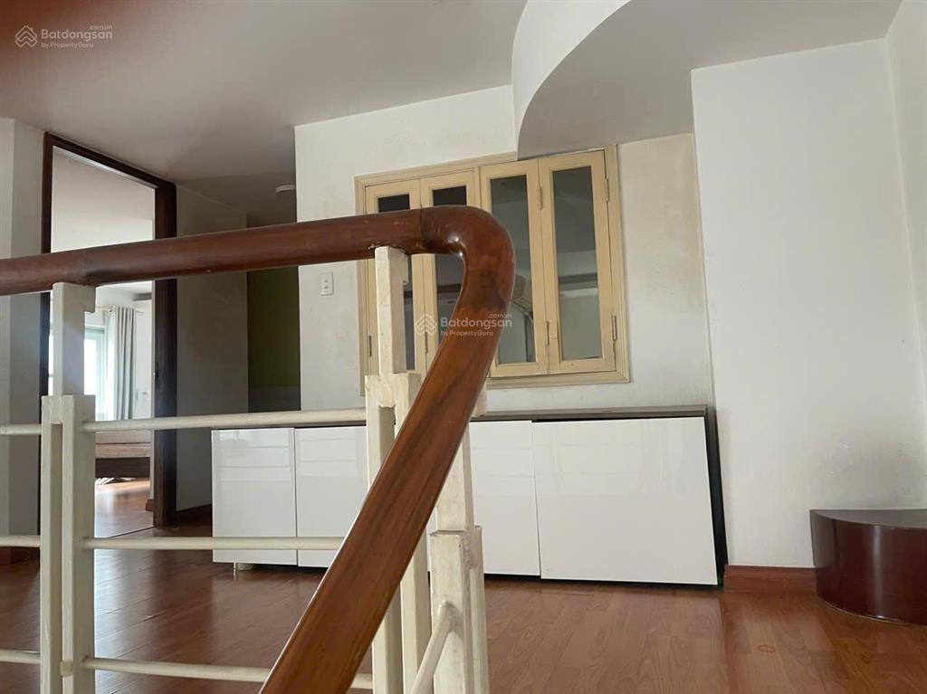 Bán ch duplex sky garden 1 phú mỹ hưng, dt 160m2, 4pn, giá 6,9tỷ tl