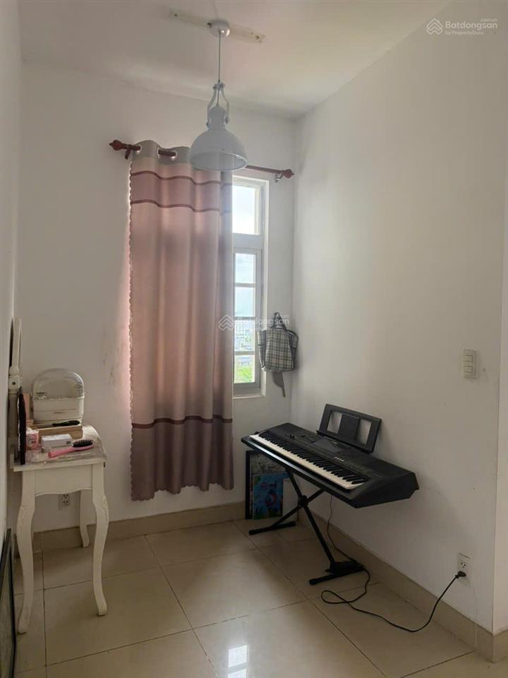 Căn góc 81m sky 2, 2p 2w view hồ bơi bán giá tham khảo tốt trong khu vực tt giá 5,2 tỷ