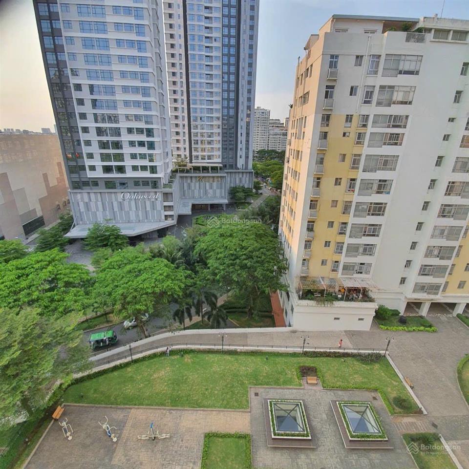 Bán căn hộ thông tầng sky garden 1, dt 148m2, thiết kế 4pn, 4wc, giá 8,5 tỷ