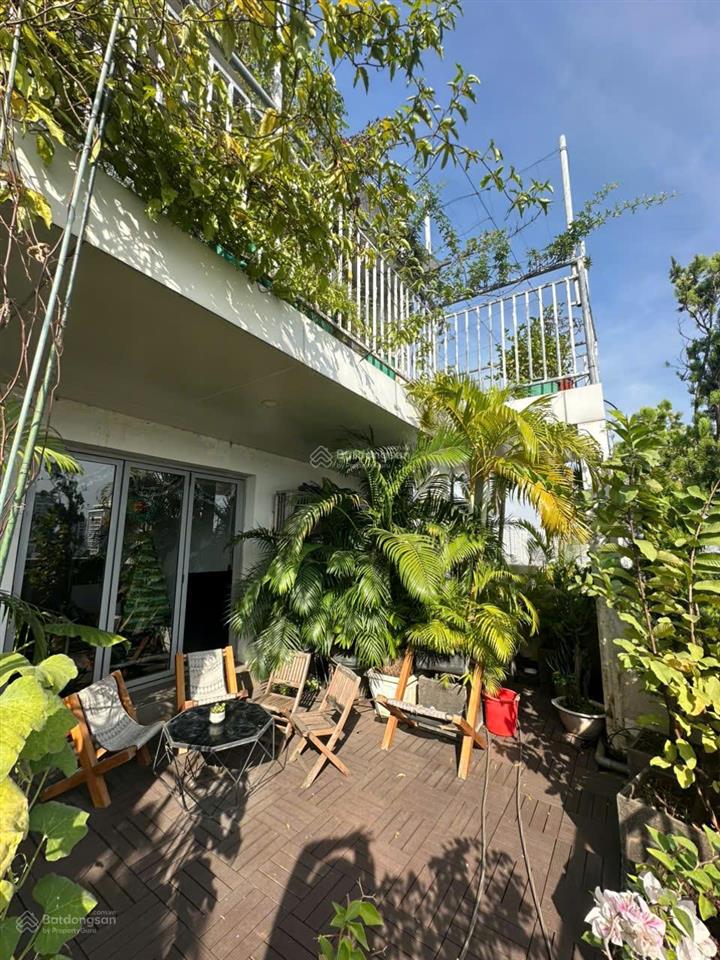 Bán penthouse sky garden 1, phú mỹ hưng, quận 7. dt 324m2 hiếm hoi có 3 sân vườn thoáng mát