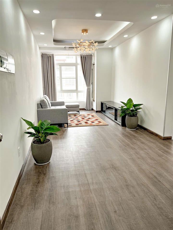 Hot! bán gấp trong tháng căn góc sky garden 3pn, giá 5.4 tỷ, hđt 16t/tháng,  ngay 0906 710 ***