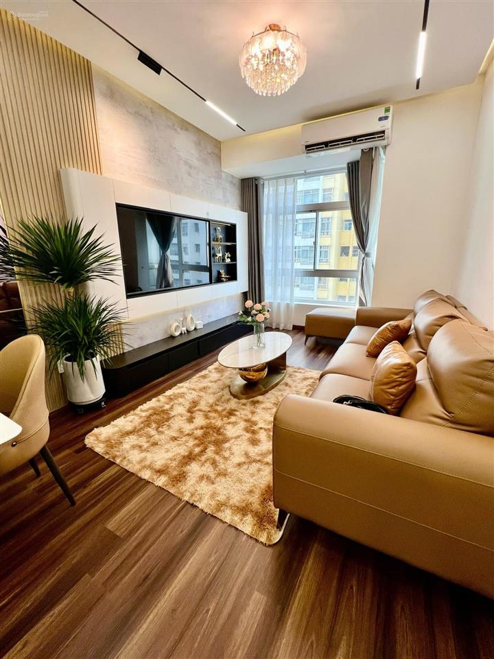 Kẹt tiền bán gấp ch sky 1, 3pn, full nội thất cao cấp mới 100%, giá tốt thị trường 6,2 tỷ