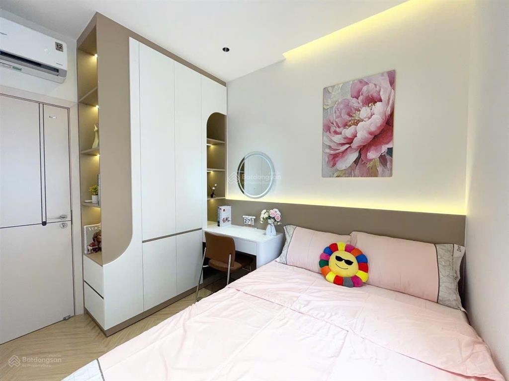 Bán nhanh căn góc sky garden 2, pmh, căn 3pn, full nội thất xịn, giá 6.8 tỷ,  0906 710 ***