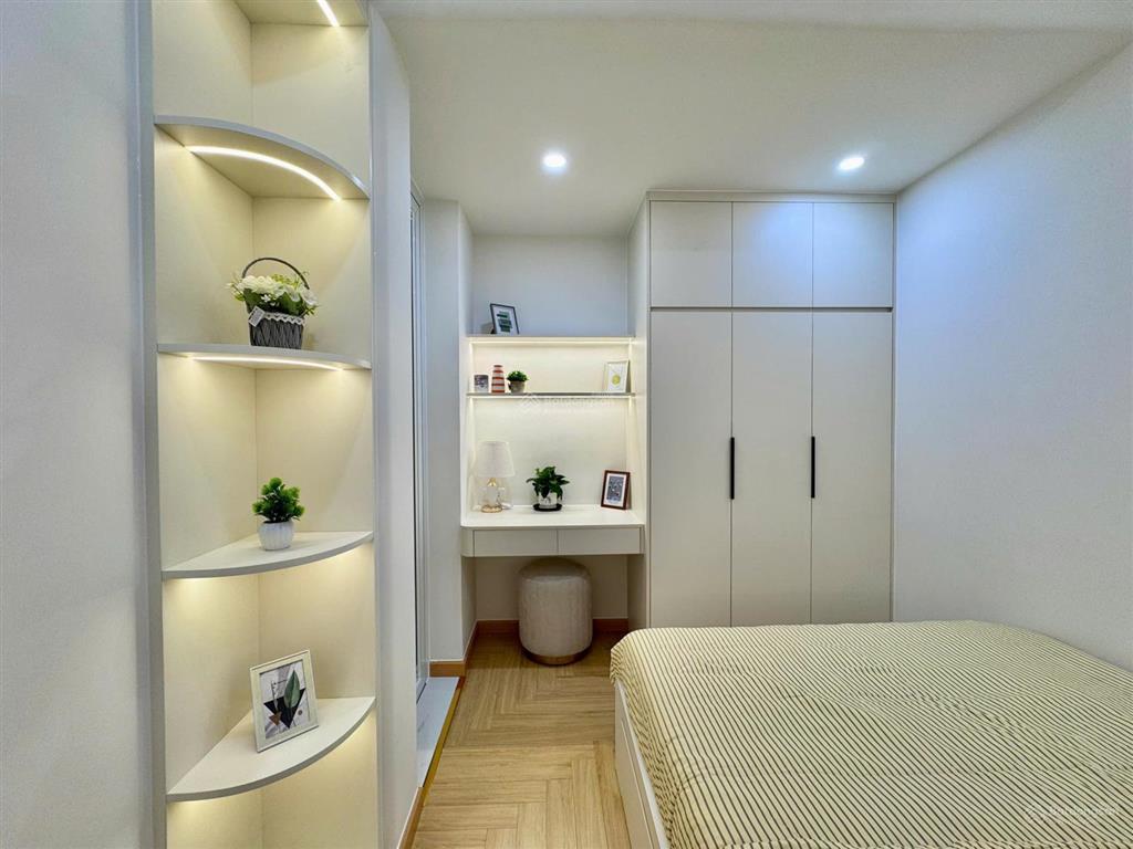 Hot! chỉ với 5.2 tỷ sở hữu ngay căn hộ sky 3, view sông cực đẹp, sẵn hđt 28tr/tháng