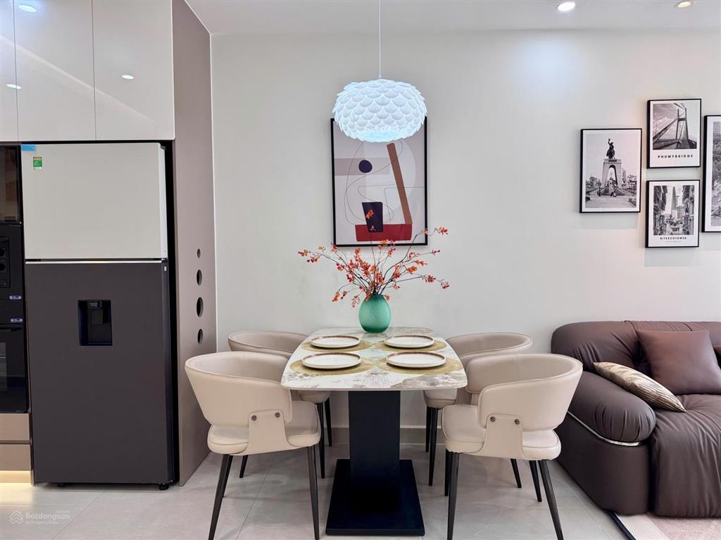 Hot! chỉ với 5.2 tỷ sở hữu ngay căn hộ sky 3, view sông cực đẹp, sẵn hđt 28tr/tháng
