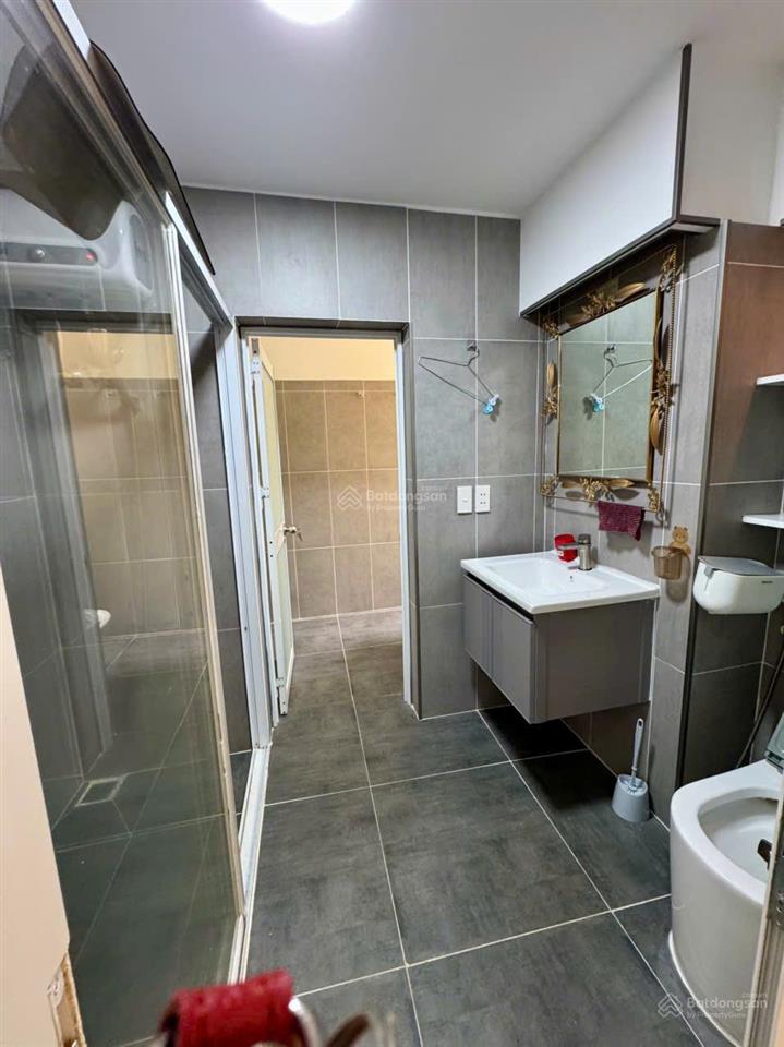 Bán gấp căn hộ sky garden 2, căn 2pn, 71m2, 4,3 tỷ.  ngay 0906 710 ***  mrs kim trúc