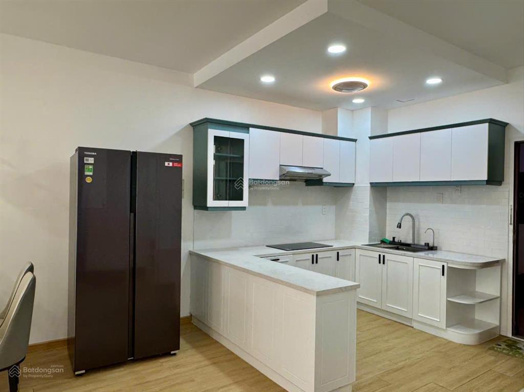 Bán gấp căn hộ sky garden 2, căn 2pn, 71m2, 4,3 tỷ.  ngay 0906 710 ***  mrs kim trúc