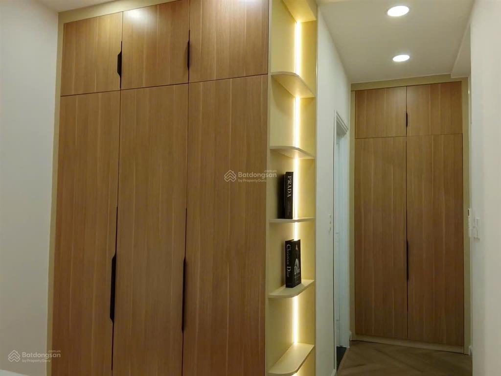 Bán nhanh căn hộ sky 3, căn 3pn, giá 5,35 tỷ, không có căn thứ 2 có giá này,  ngay 0906 710 ***