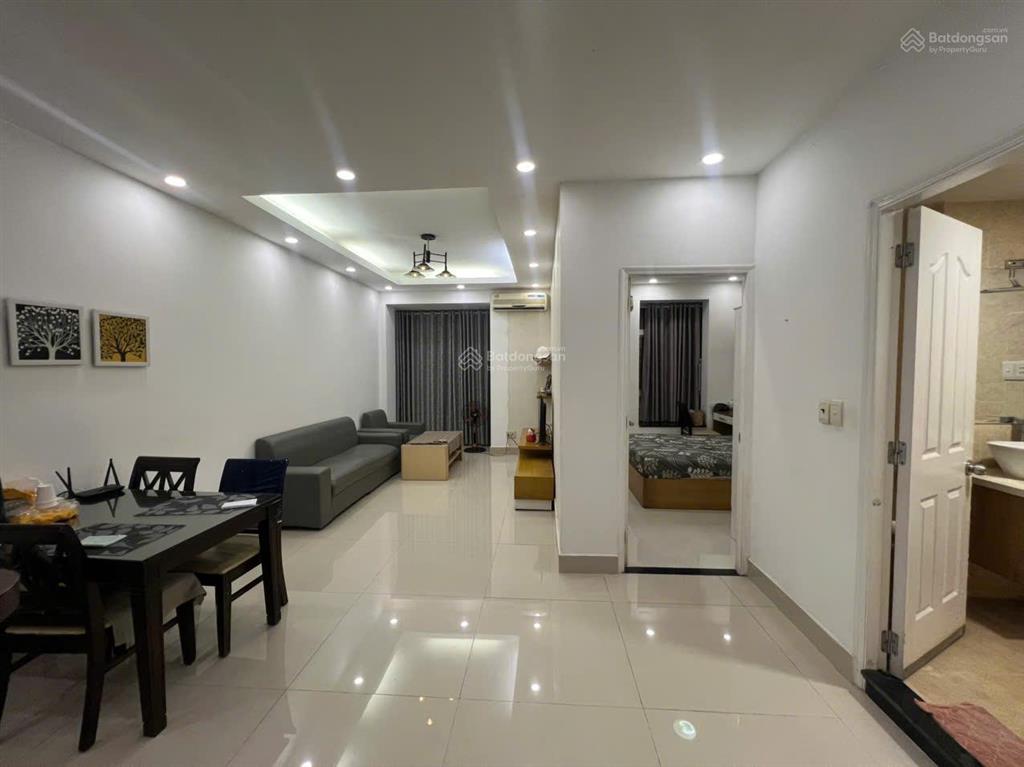 Bán căn hộ sky garden 1, căn 2pn, đang có hđt 11.5tr/tháng,  ngay 0906 710 ***