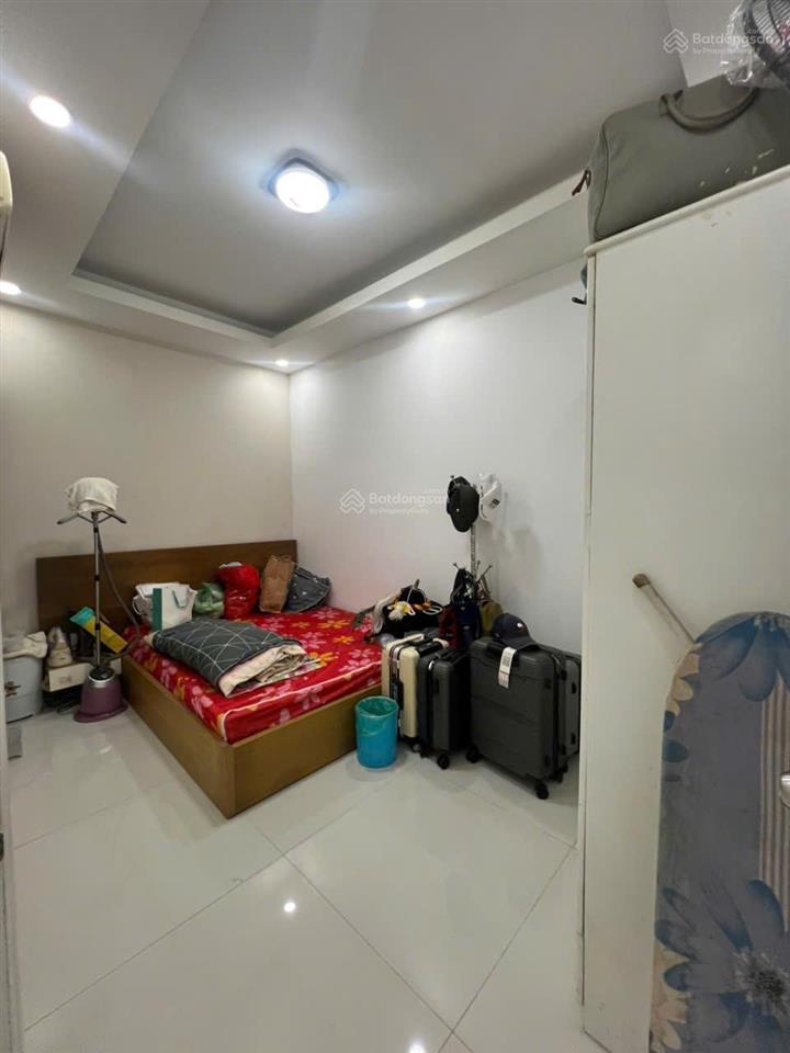 Bán căn hộ sky garden 1, căn 2pn, đang có hđt 11.5tr/tháng,  ngay 0906 710 ***