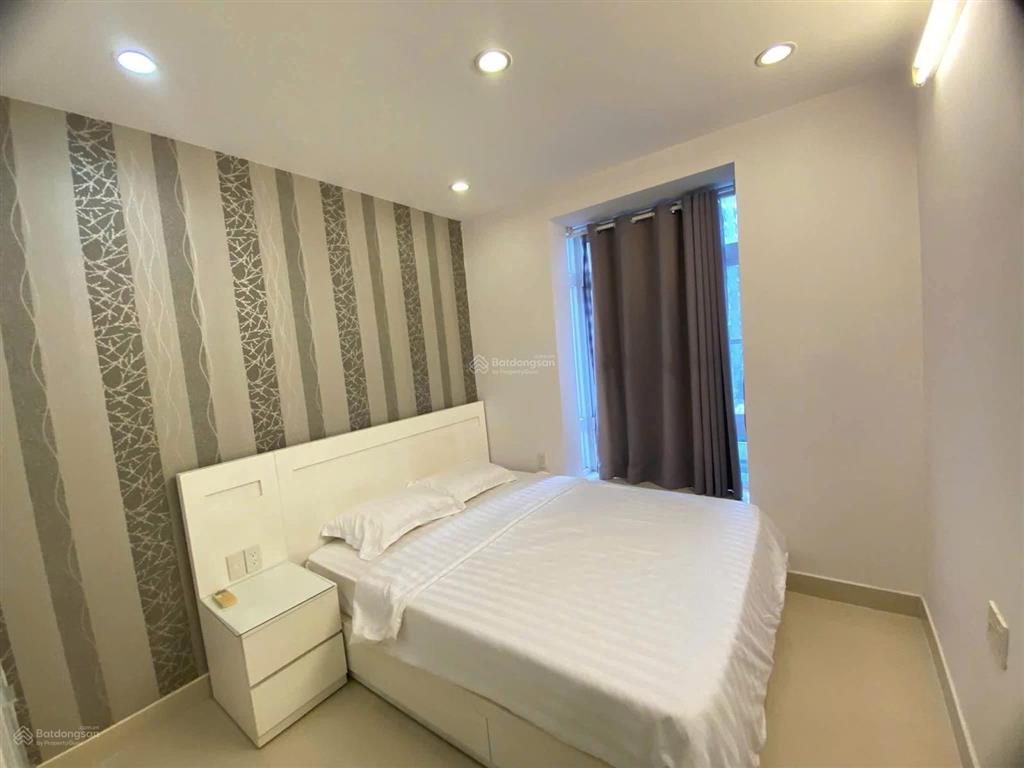 Kẹt tiền cần bán gấp căn hộ sky 3, pmh, quận 7. căn góc 74m2, 2pn, giá bán nhanh 5,3 tỷ