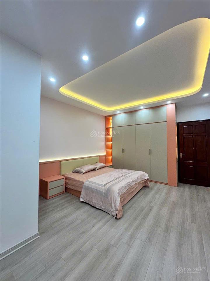 Nhà 5 tầng kđt cao xanh hà khánh a  vỉa hè rộng  6 tỷ