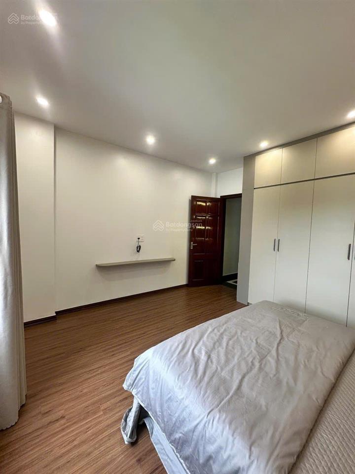 Nhà 5 tầng kđt cao xanh hà khánh a  vỉa hè rộng  6 tỷ