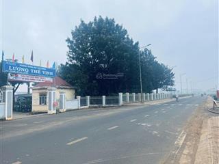 Bán đất biệt thự ngay khu hành chính xã đức trọng, dt 15x17 nở hậu 20, công nhận 331m2 giá 2.8 tỷ