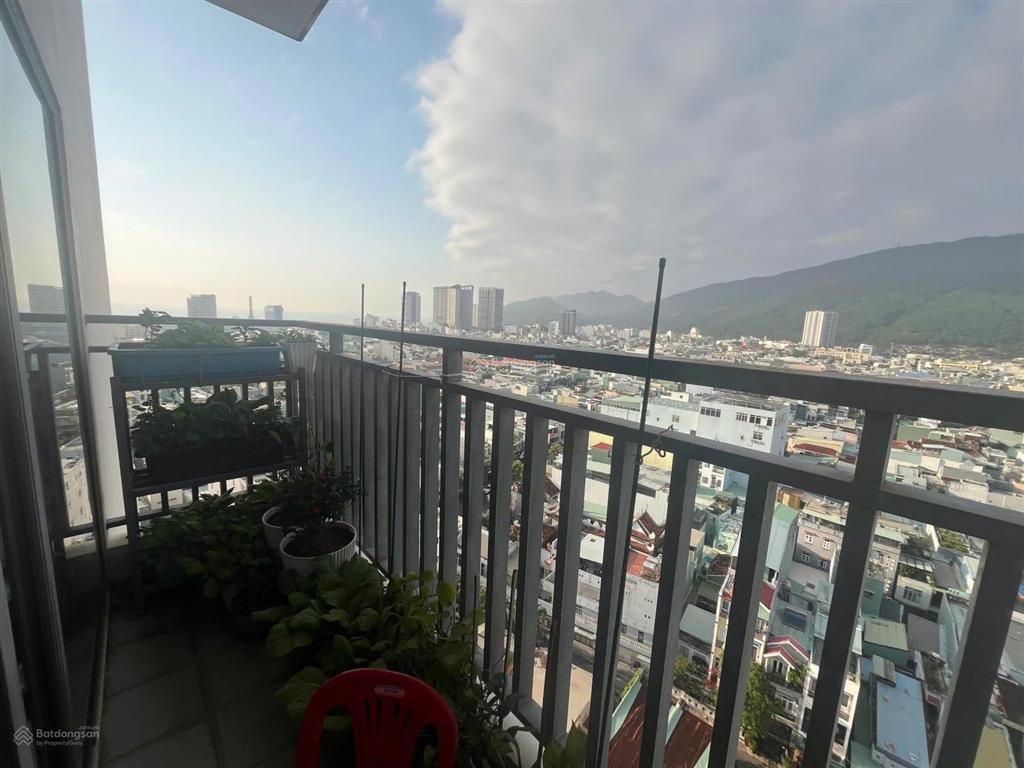 Bán nhanh căn góc thịnh phát 2pn view biển quảng trường giá chỉ 2tỷ400 full nội thất