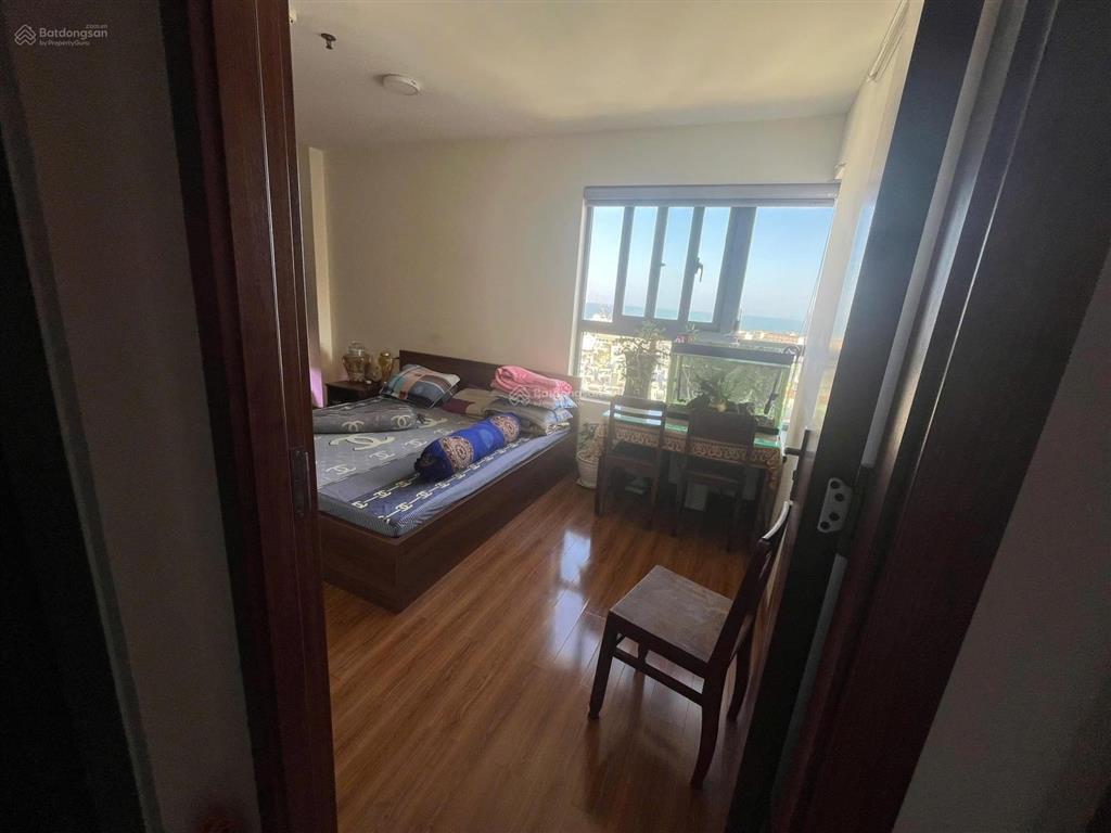 Bán nhanh căn góc thịnh phát 2pn view biển quảng trường giá chỉ 2tỷ400 full nội thất