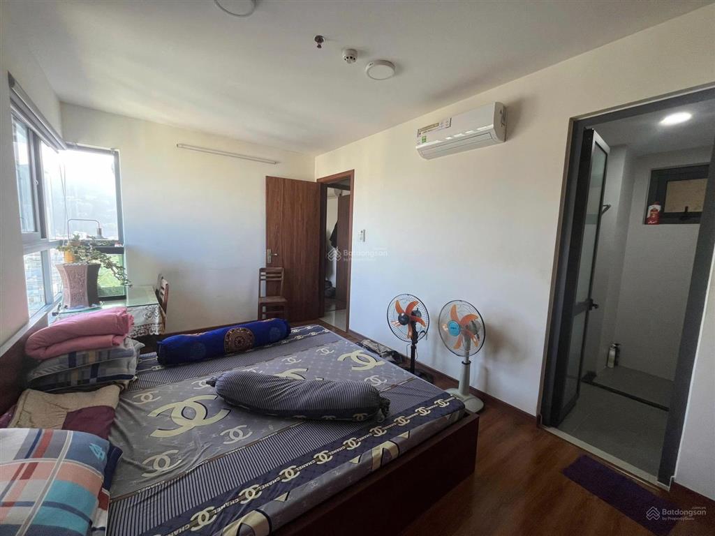 Bán nhanh căn góc thịnh phát 2pn view biển quảng trường giá chỉ 2tỷ400 full nội thất