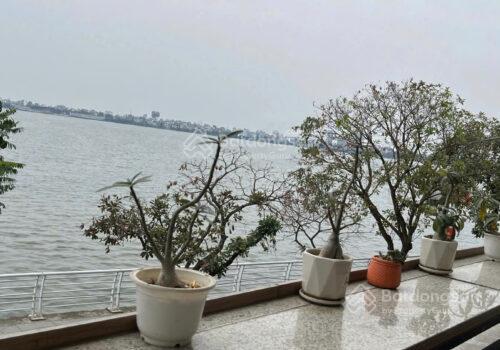 Cho thuê nhà mặt phố nguyễn đình thi, view hồ đẹp chỉ với 25tr/th,  0915 966 ***