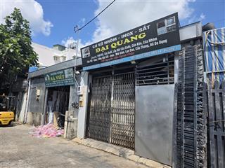 Hiện đang chia 2 xưởng cho thuê