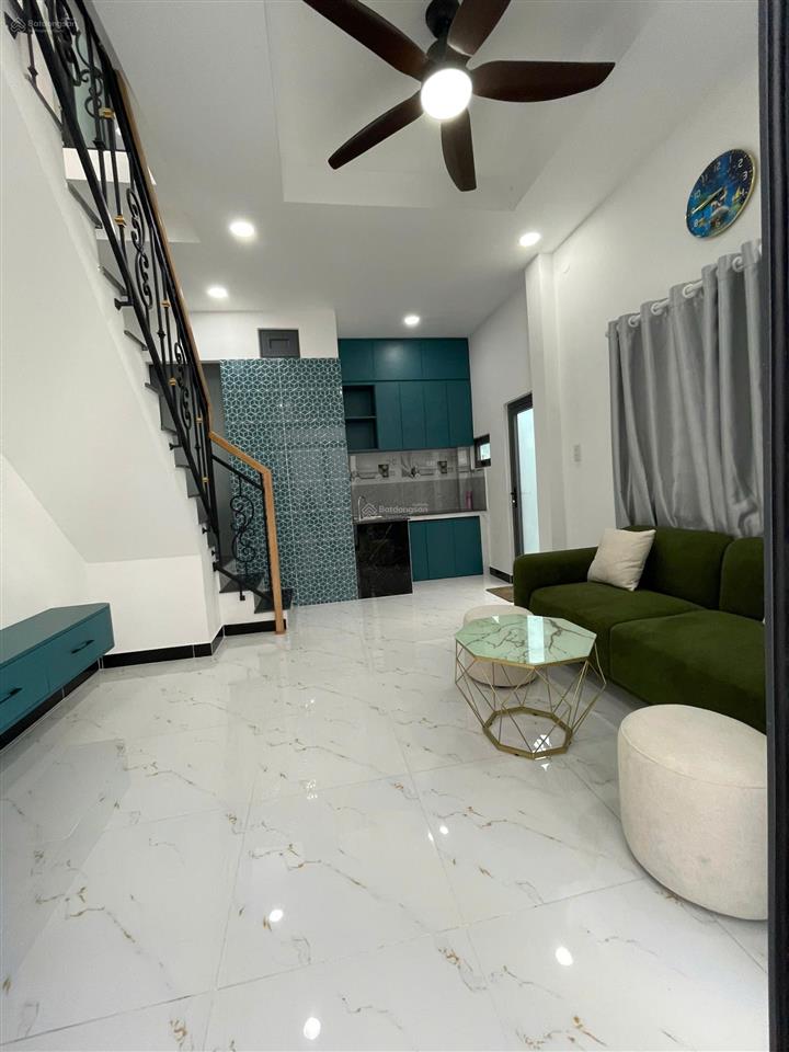 Bán nhà mới xây 170/16 dương quảng hàm gò vấp