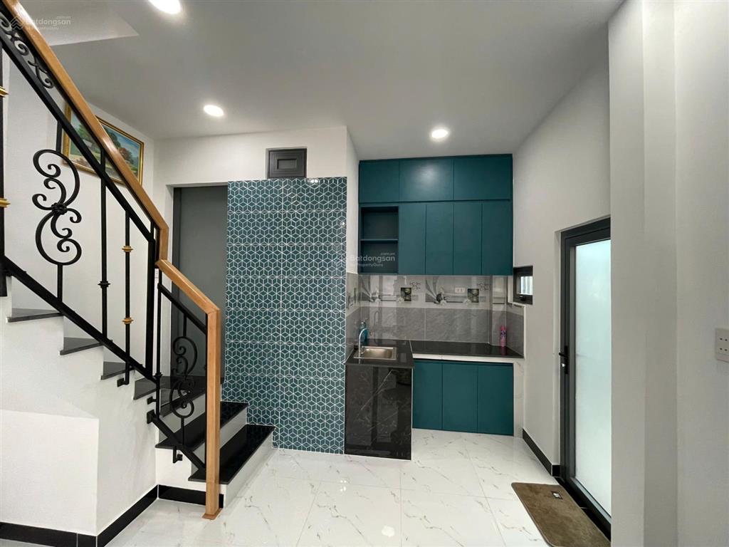 Bán nhà mới xây 170/16 dương quảng hàm gò vấp