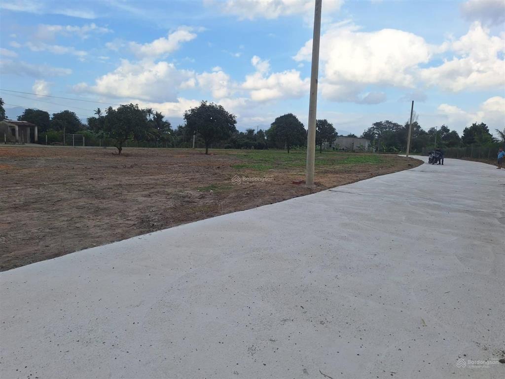 Bán lô đất dân cắt ra 15 lô pháp lý sổ hồng 2026 tặng 1 chỉ vàng khách chốt bên em , 0934 848 ***