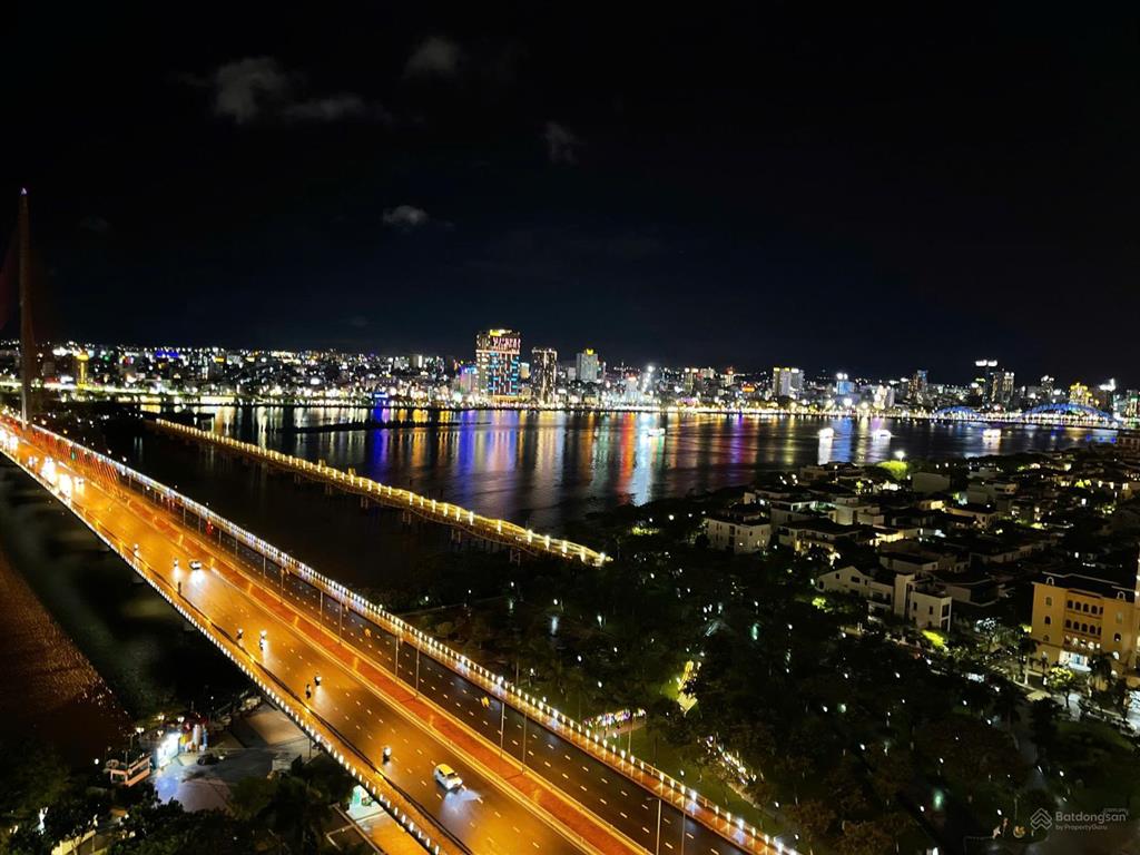 Bán căn hộ sun cosmo residence đà nẵng 2pn 69m2, view sông, full nội thất cao cấp, giá 9,4 tỷ.