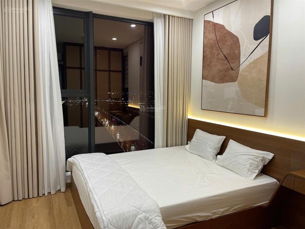 Bán căn hộ sun cosmo residence đà nẵng 2pn 69m2, view sông, full nội thất cao cấp, giá 9,4 tỷ.