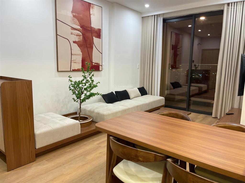 Bán căn hộ sun cosmo residence đà nẵng 2pn 69m2, view sông, full nội thất cao cấp, giá 9,4 tỷ.