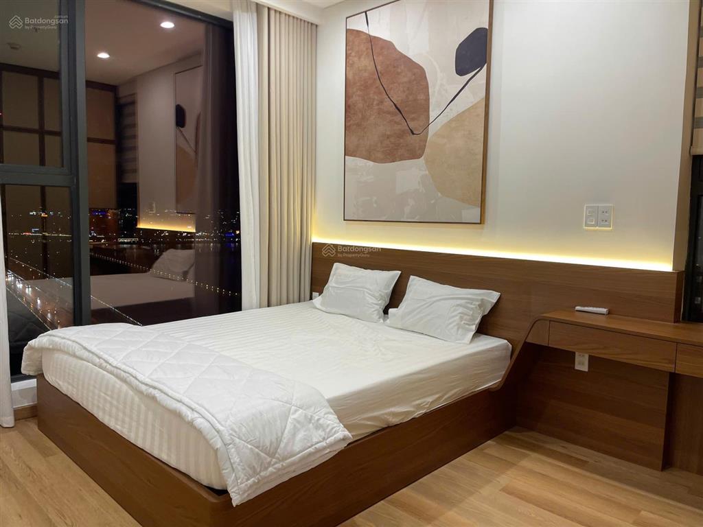 Bán căn hộ sun cosmo residence đà nẵng 2pn 69m2, view sông, full nội thất cao cấp, giá 9,4 tỷ.