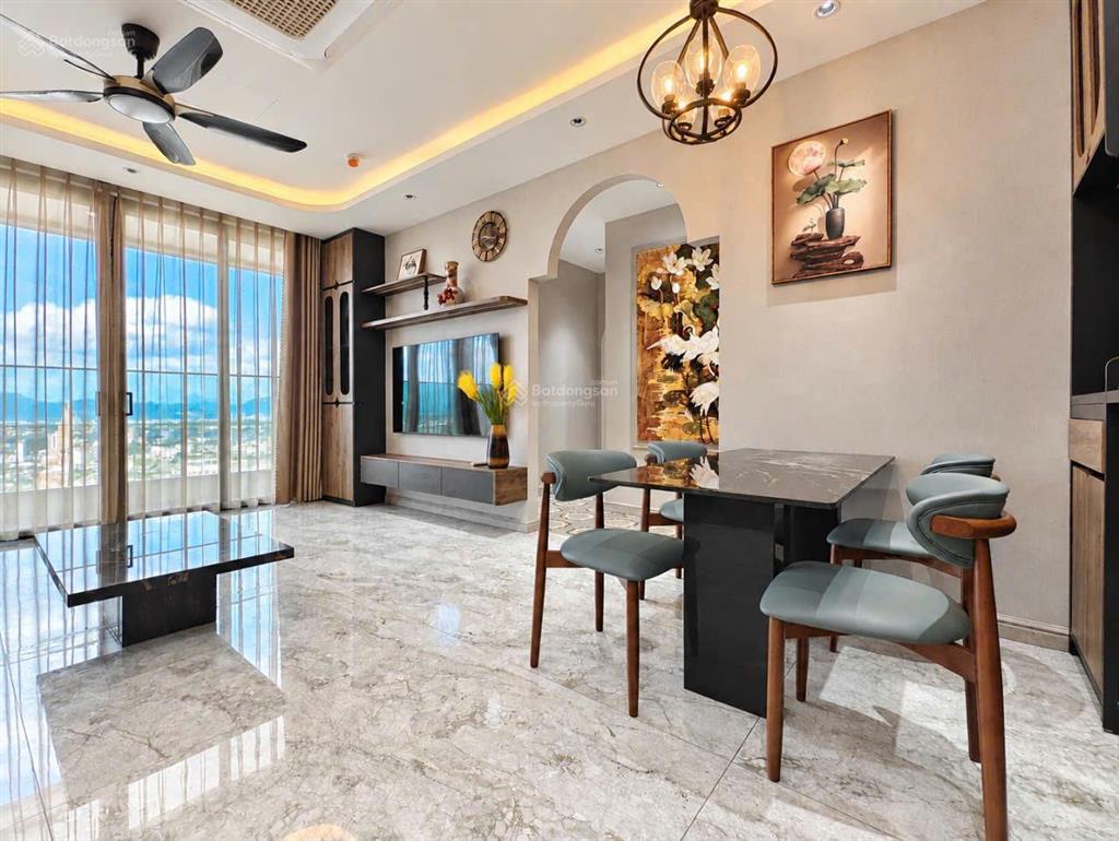 Cần bán căn hộ sun cosmo residence 2pn diện tích 77,1m2, view sông, tầng cao, full nội thất cao cấp