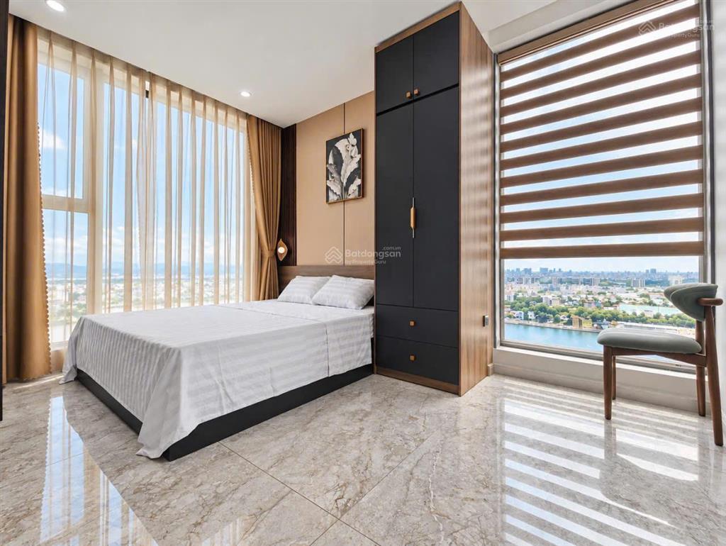 Cần bán căn hộ sun cosmo residence 2pn diện tích 77,1m2, view sông, tầng cao, full nội thất cao cấp