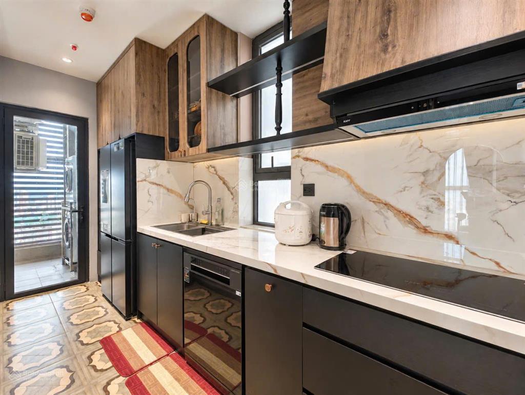 Cần bán căn hộ sun cosmo residence 2pn diện tích 77,1m2, view sông, tầng cao, full nội thất cao cấp