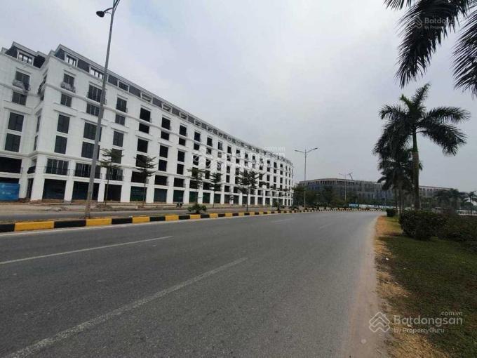 Chính chủ cho thuê shophouse 7 tầng, mặt đường 54m